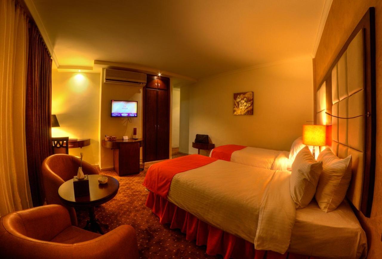 Meneur Hotel Amman Extérieur photo